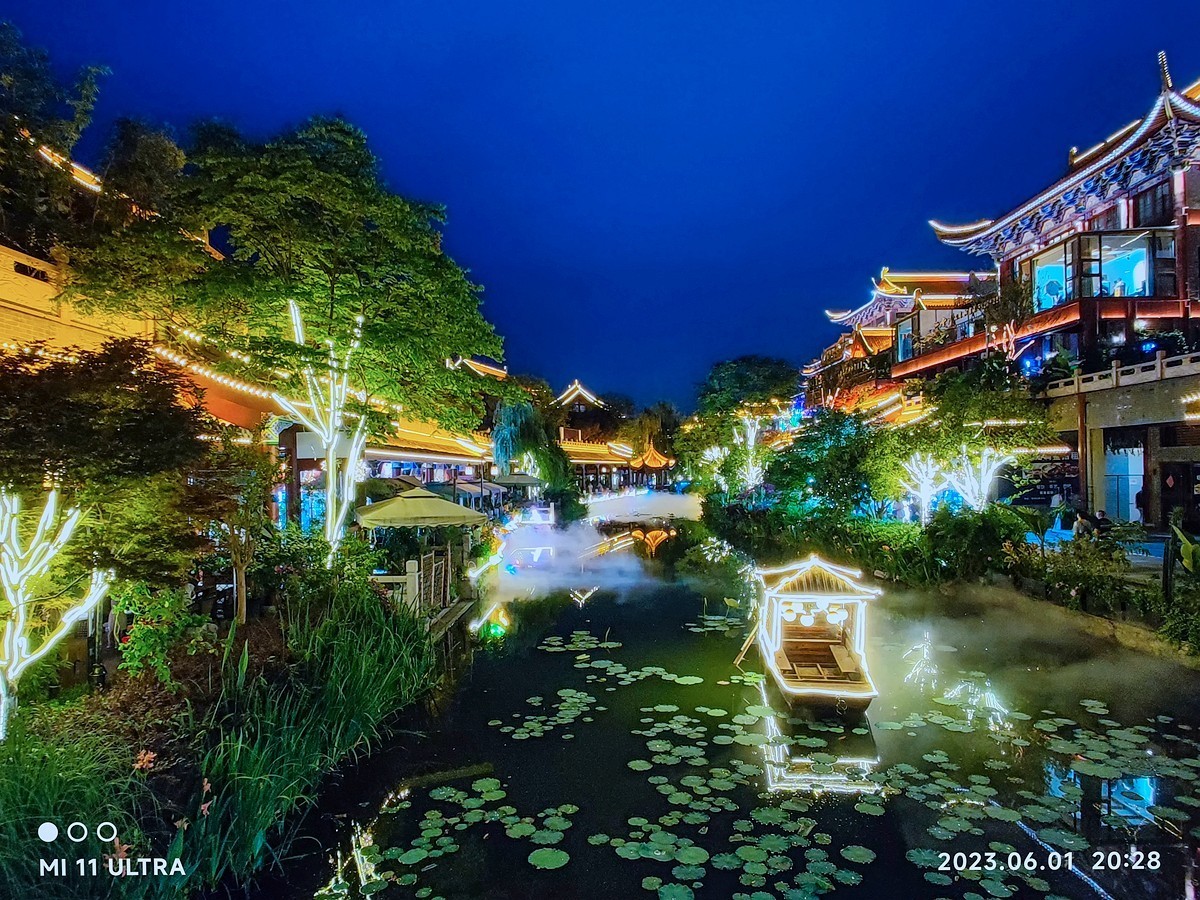 上海～成都～拉萨骑游随拍（43）网红打卡地——水街（续四）