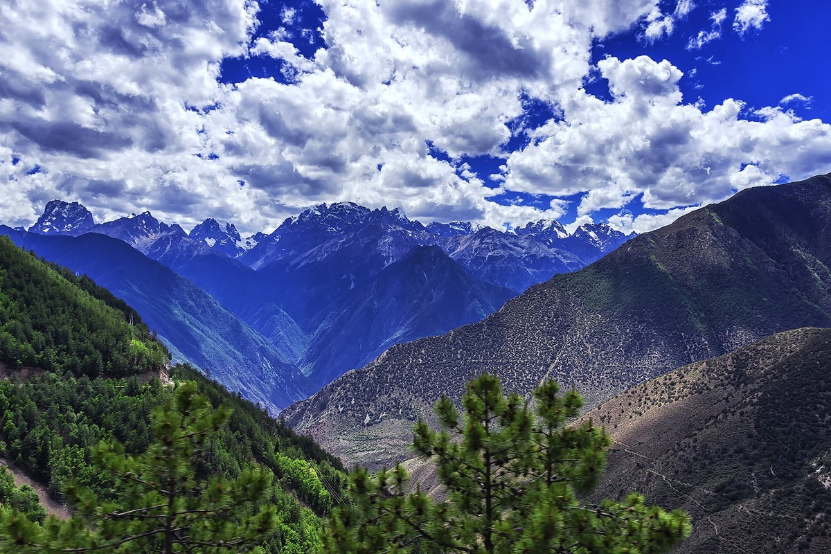 2019 . 06 . 离藏返川 · 路拍芒康景