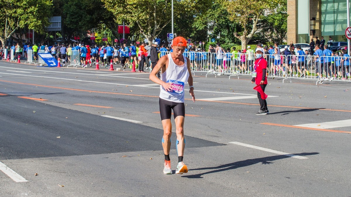 “大连新闻传媒集团”杯第33届大连马拉松赛之七