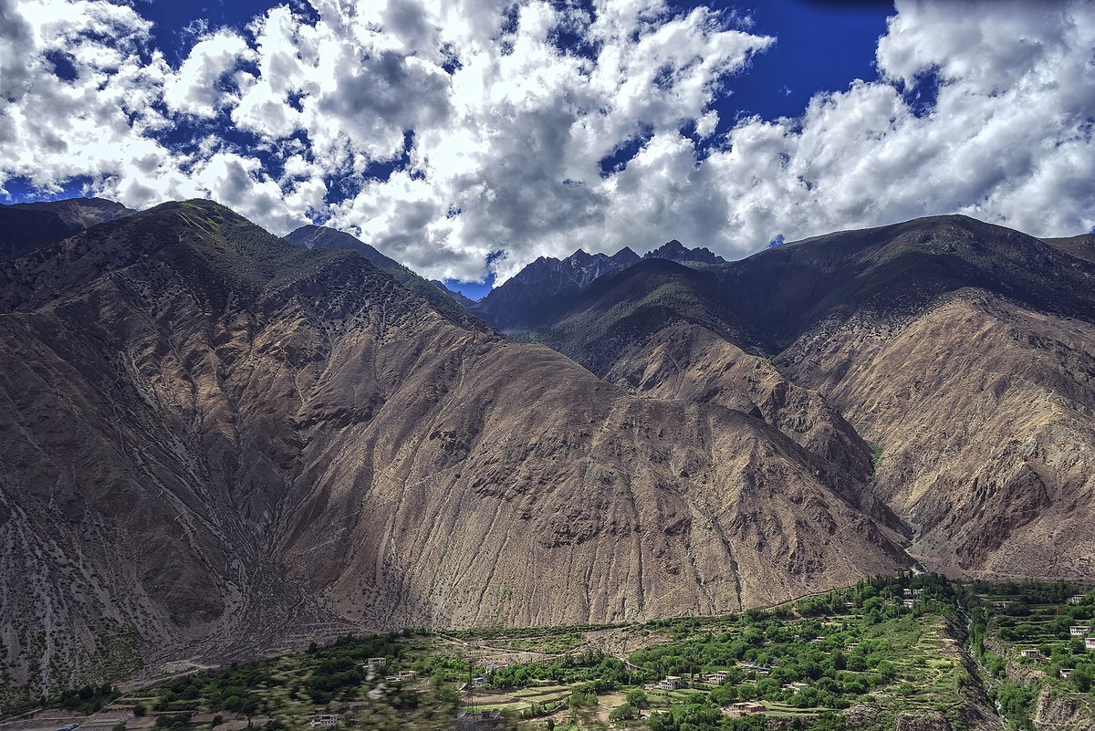 2019 . 06 . 离藏返川 · 路拍芒康景