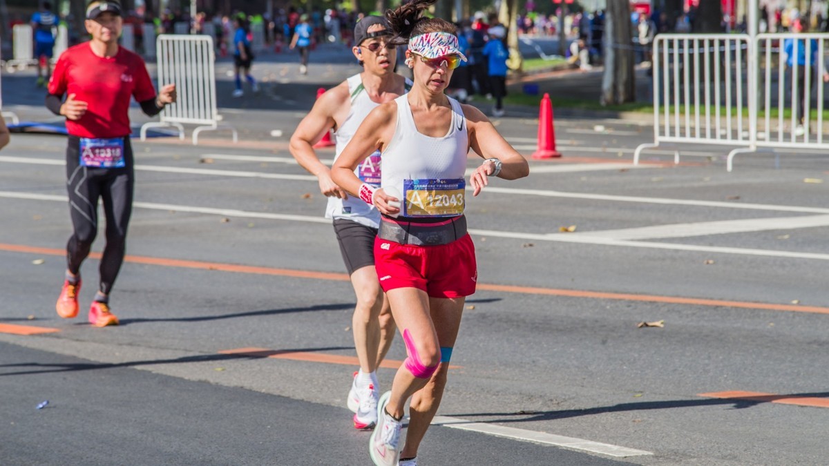 “大连新闻传媒集团”杯第33届大连马拉松赛之七