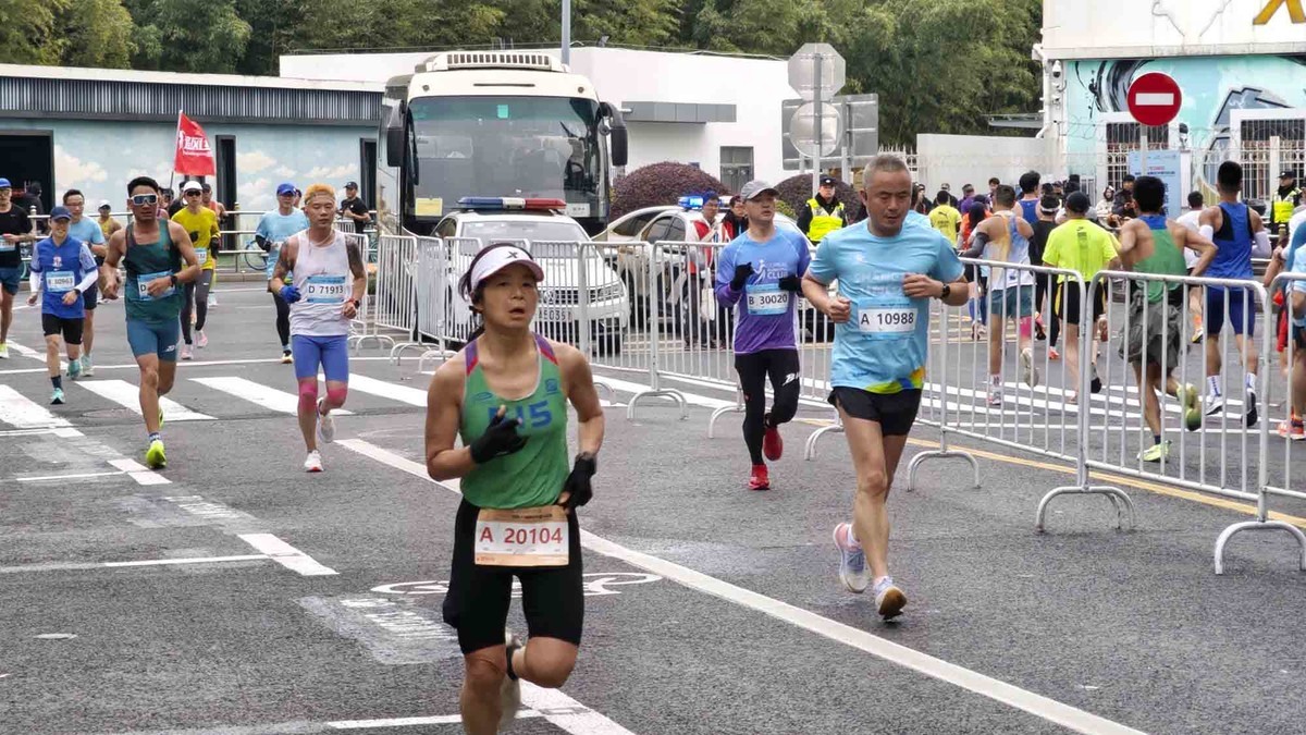 静安半程马拉松