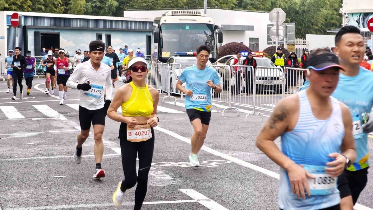 静安半程马拉松