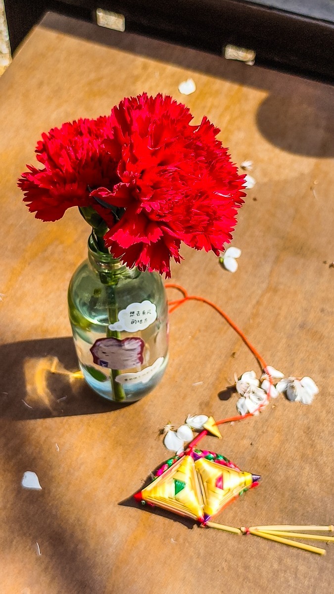 春 暖 花 开 （ 二 ）