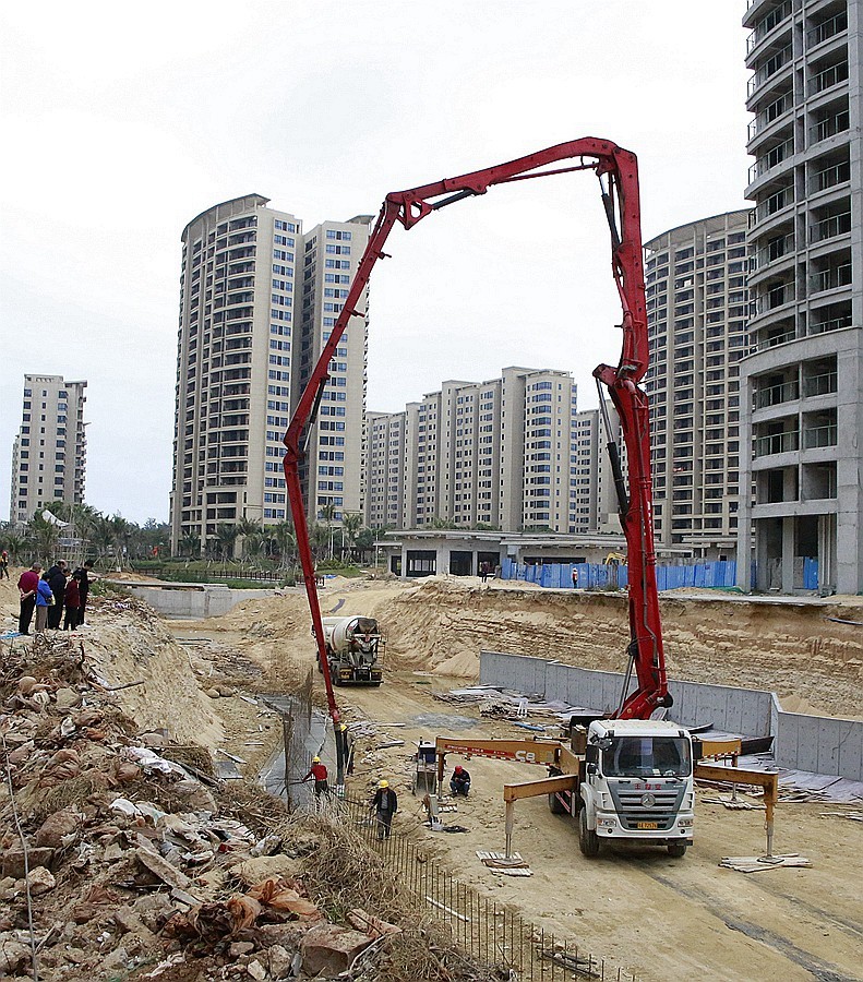《不老松：忆海南游记》长島兰湾二期工程还在建设正浇筑河道牆！