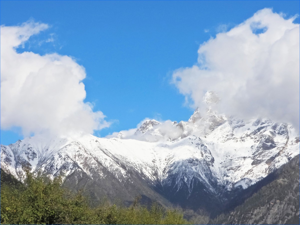 南迦巴瓦神山
