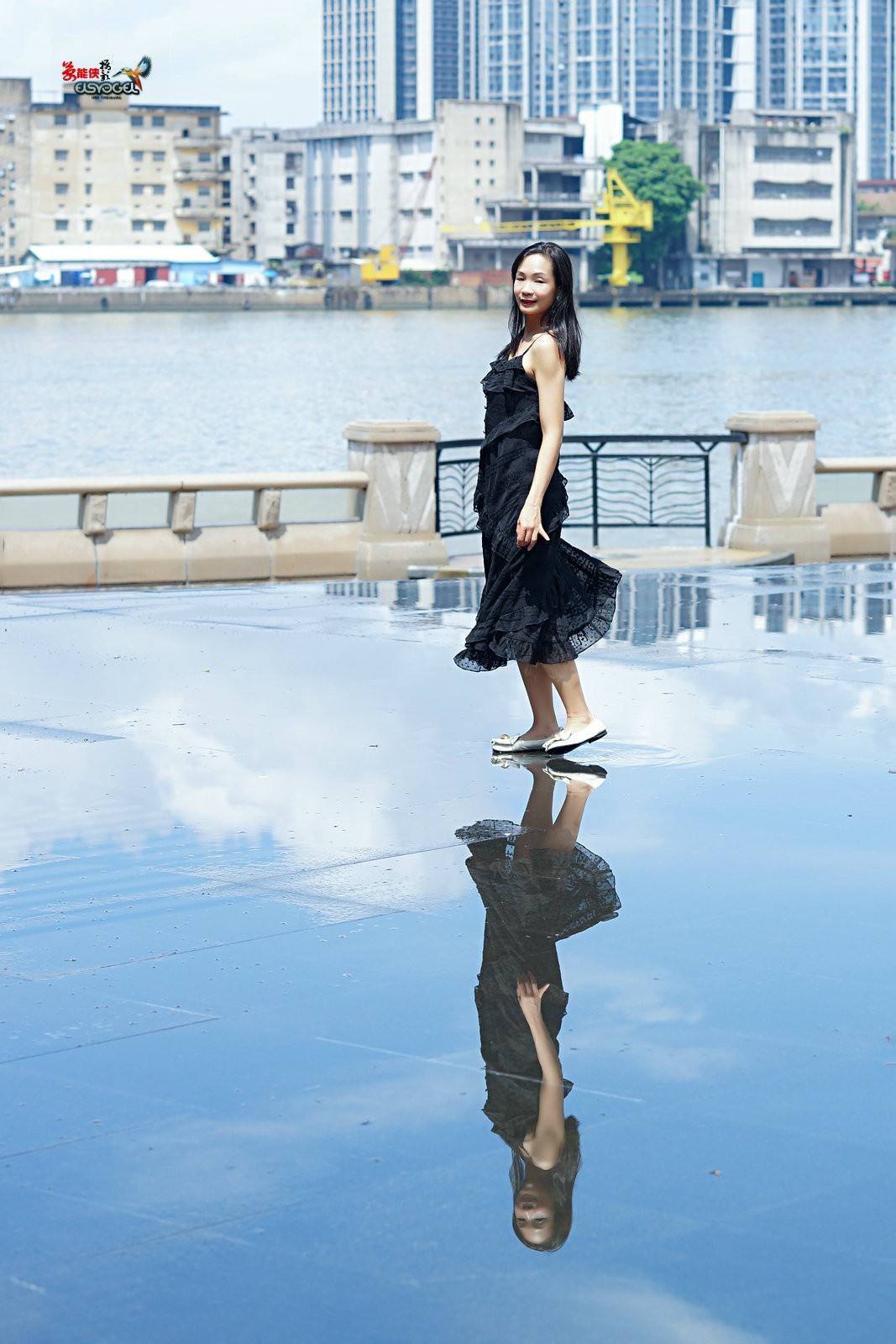 【水波观影美女】---小杨