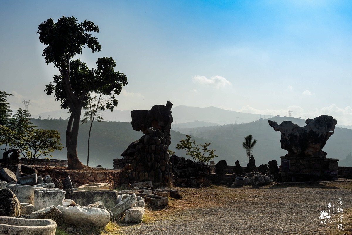 云南，建水县，贝陶山庄。