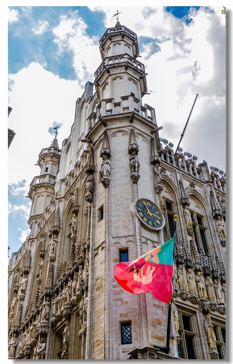 “金色广场”（比利时-布鲁塞尔）