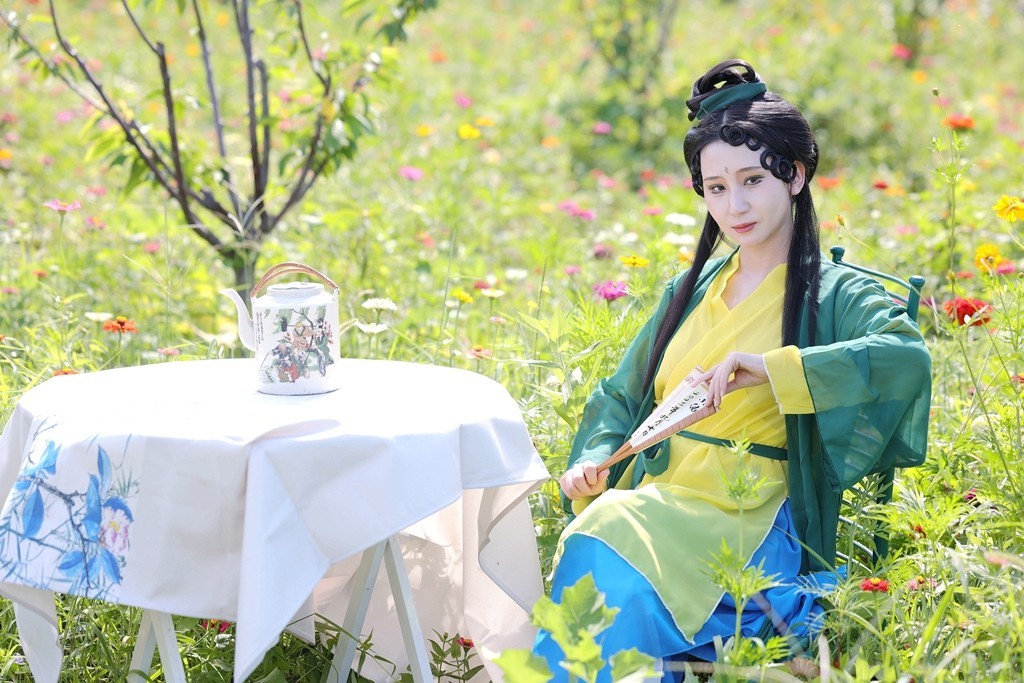 秋日房山露营基地的人像拍摄活动