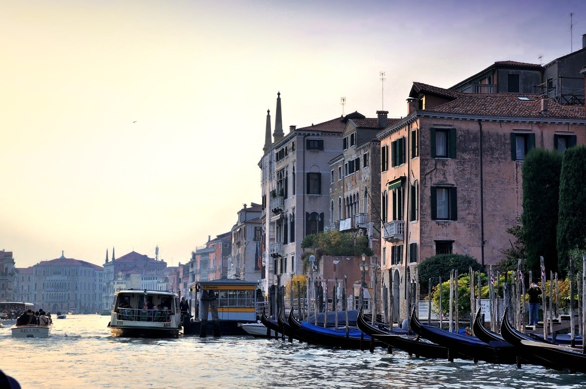 夕阳下的威尼斯水城