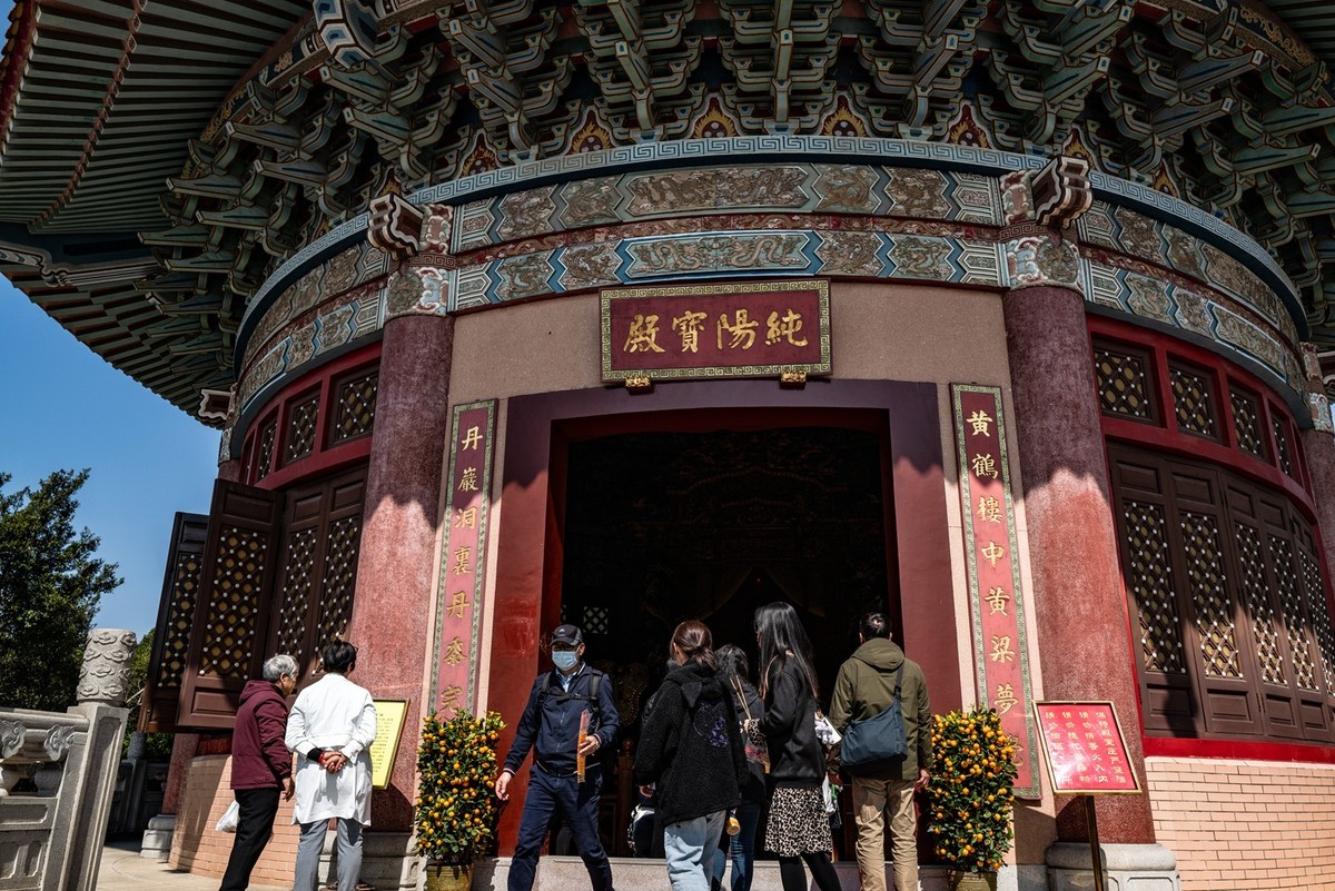 Lecia Q2 (广州玄缘道观) 年初三拜太岁