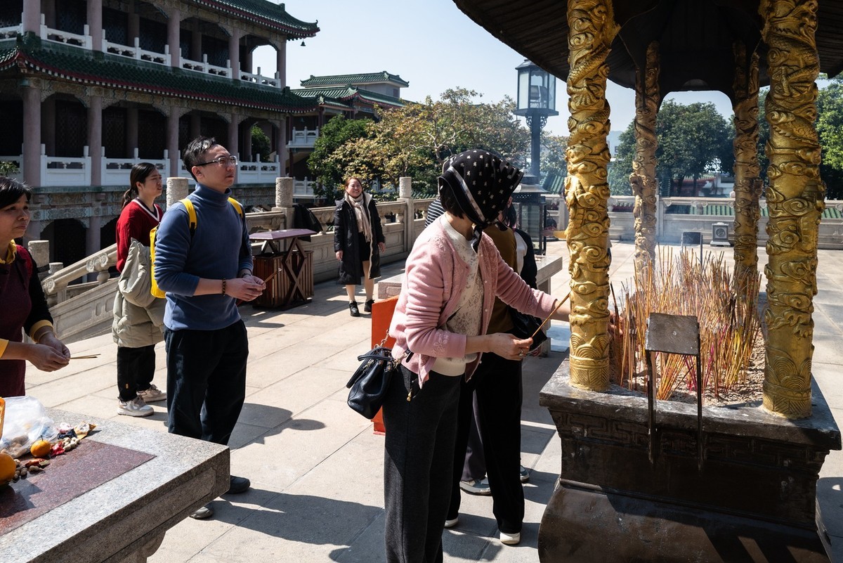 Lecia Q2 (广州玄缘道观) 年初三拜太岁