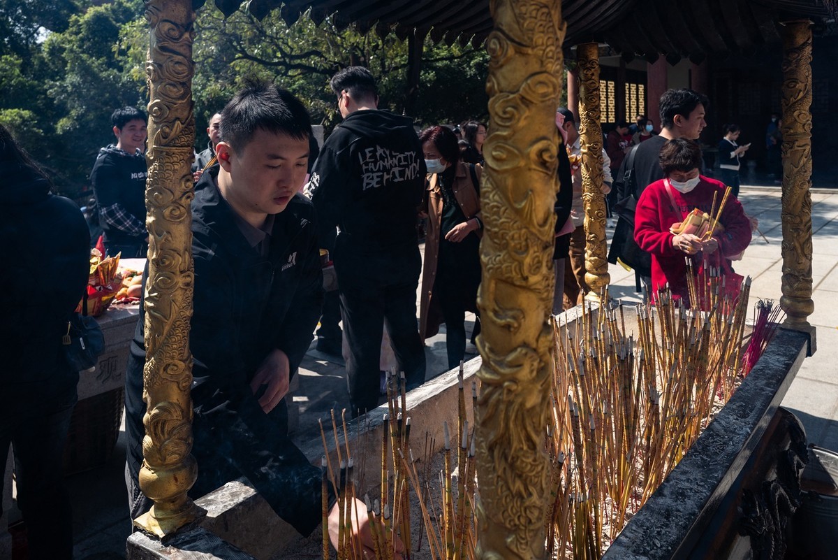 Lecia Q2 (广州玄缘道观) 年初三拜太岁