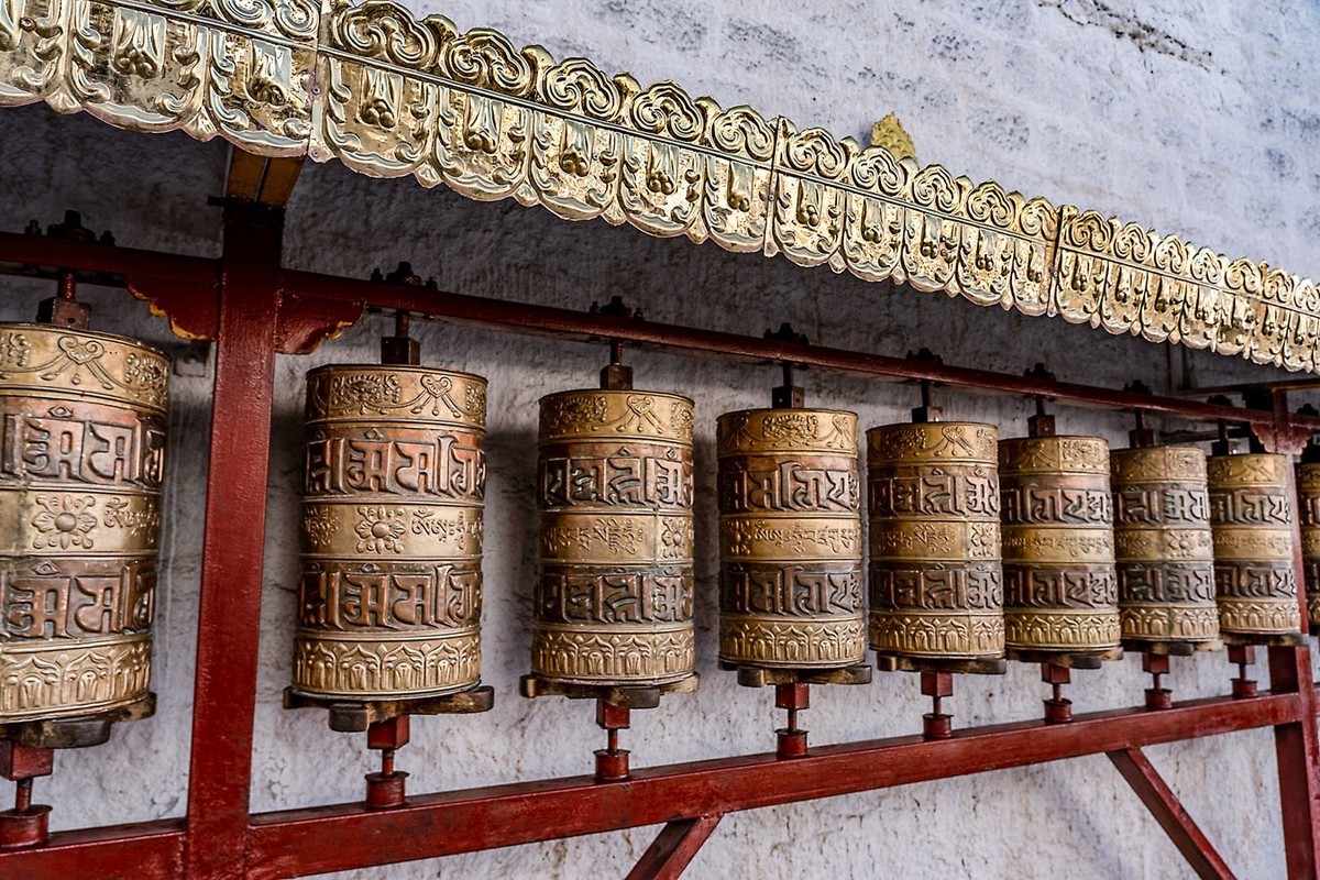 a7C+ FE 24-105 G ( 西藏掠影 )二