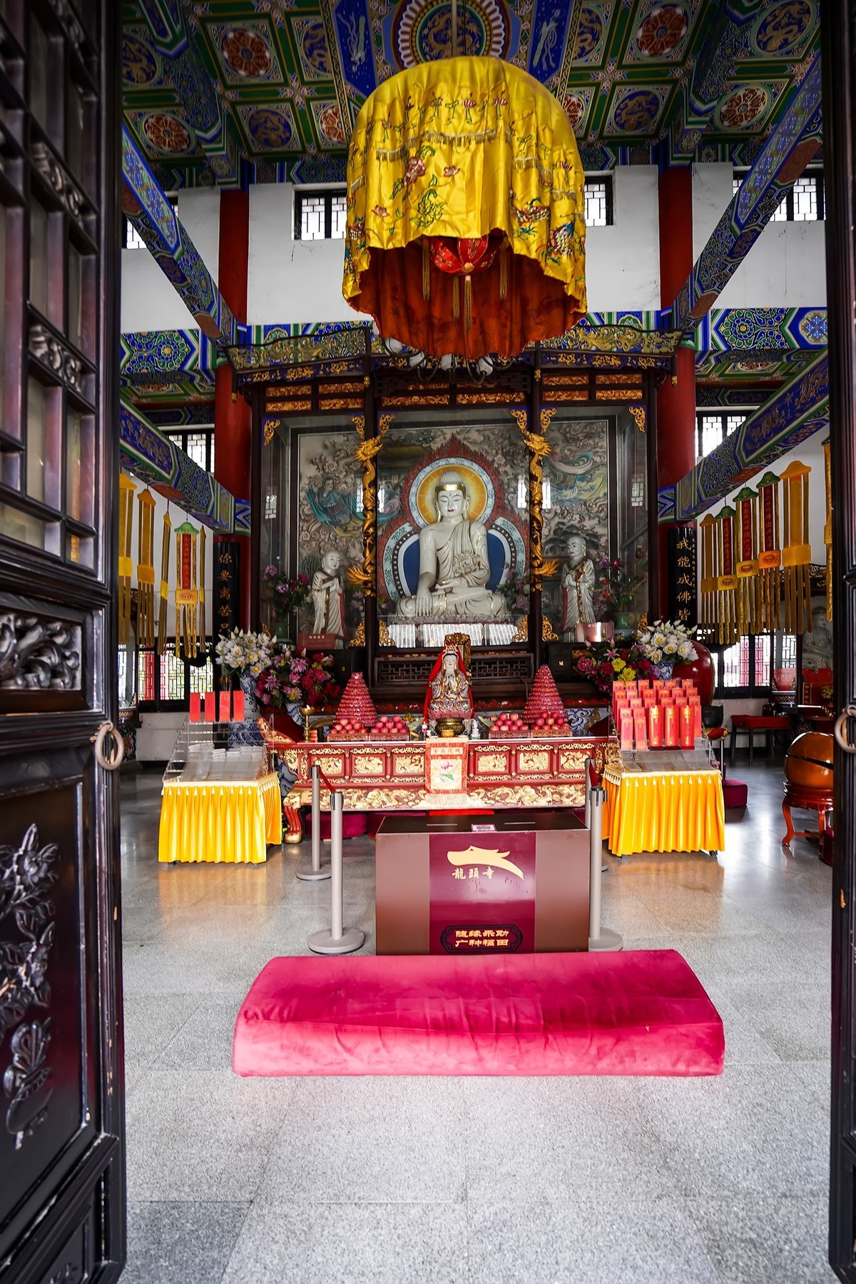 闹市中的龙头寺庙-4