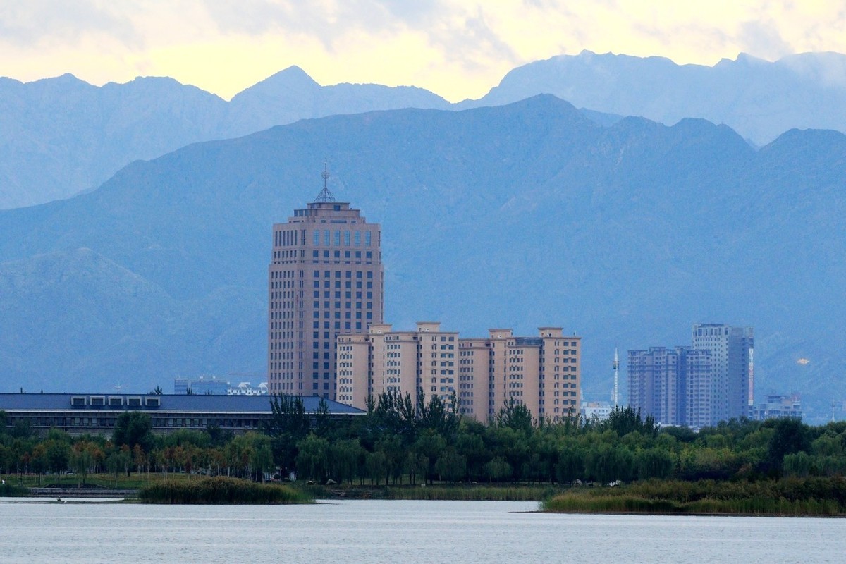 刚才随拍了几张