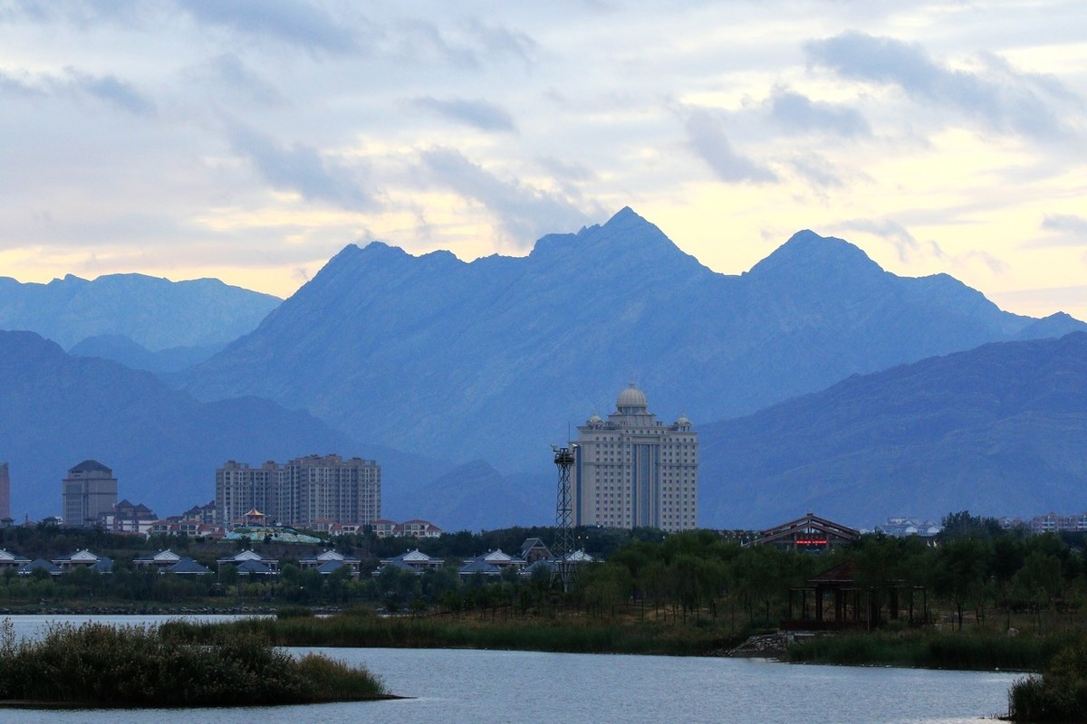 刚才随拍了几张
