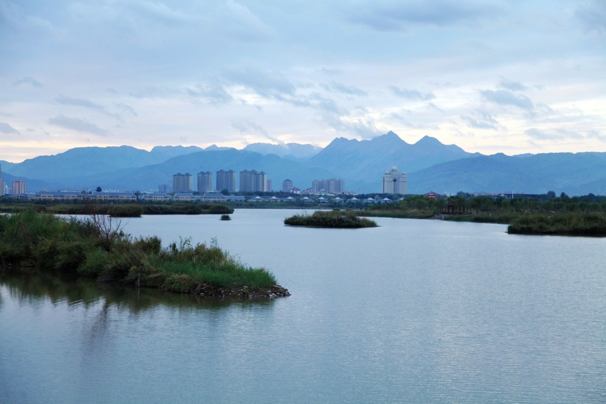 刚才随拍了几张