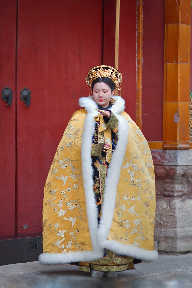 展现自身古装的形象