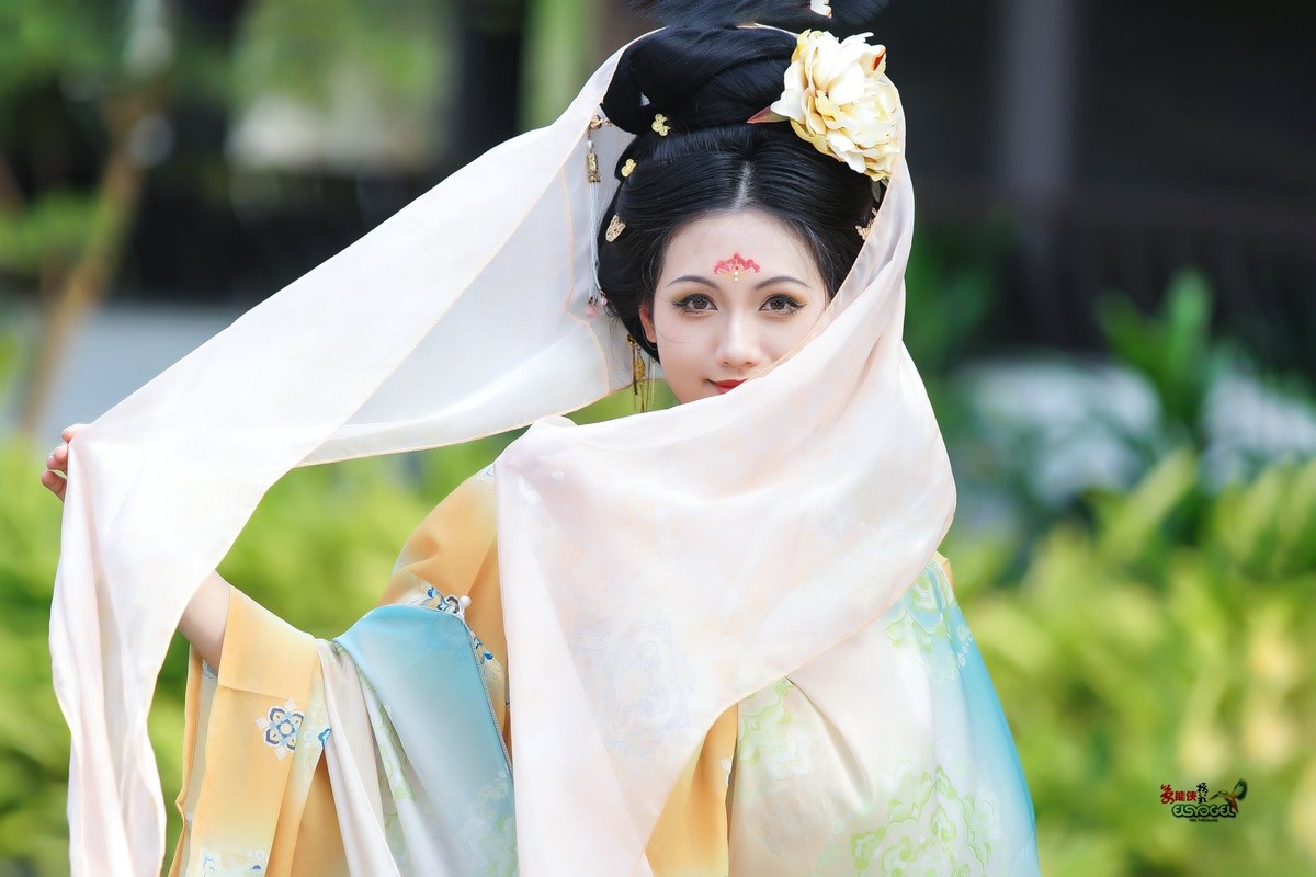 【可爱汉唐姑娘】---小覔