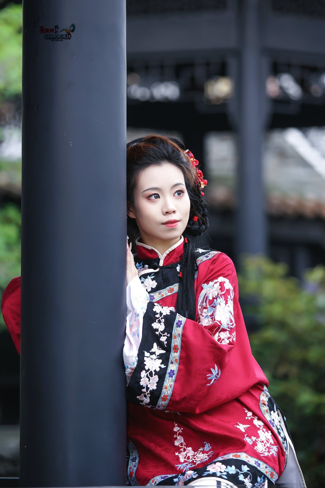 【红衣清汉少女】---芯妍