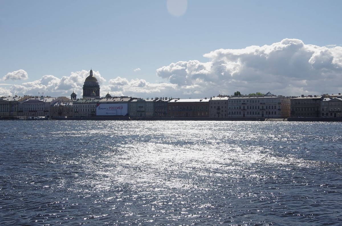 涅瓦河畔狮身人面像