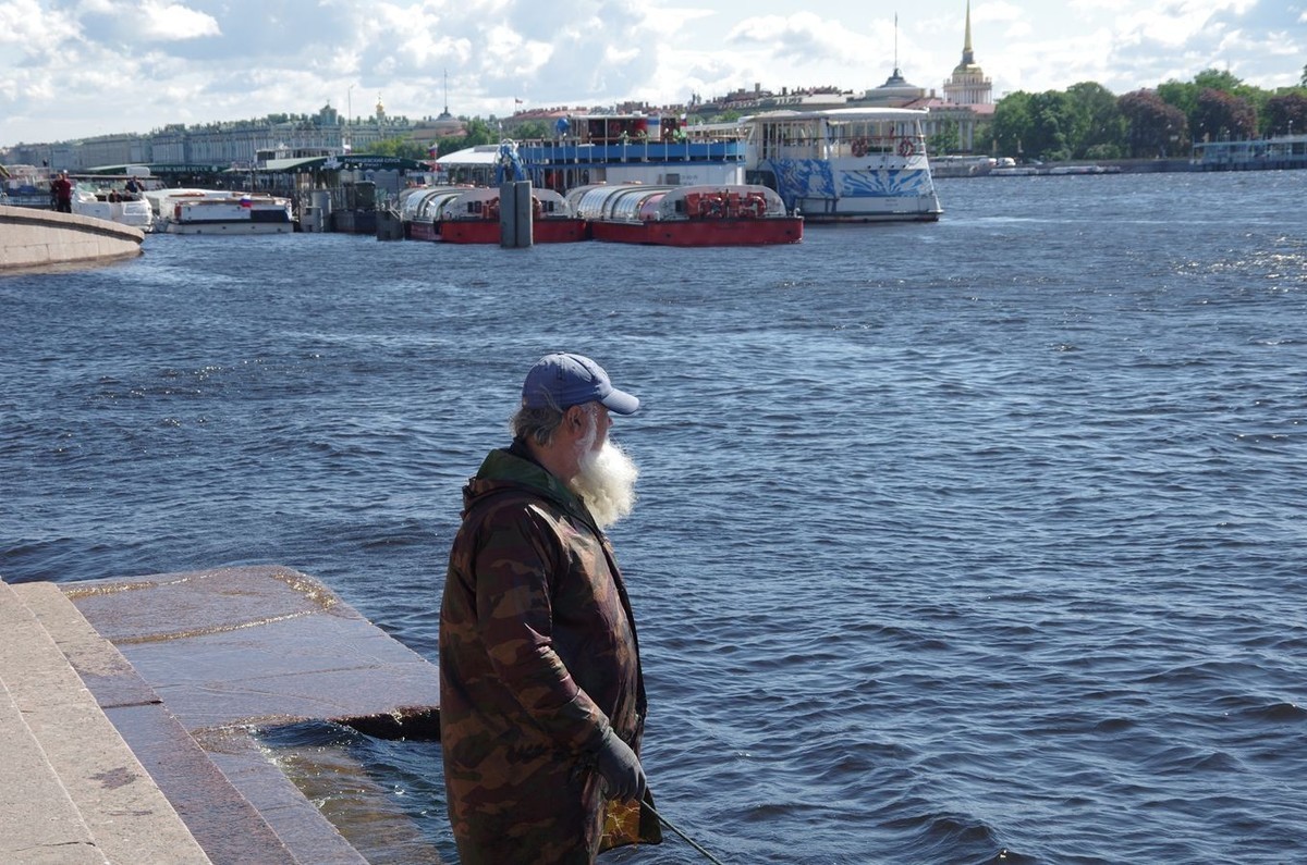 涅瓦河畔狮身人面像