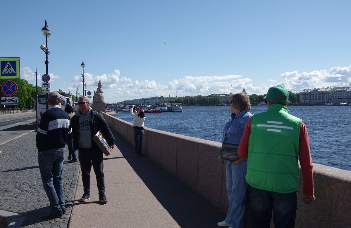 涅瓦河畔狮身人面像