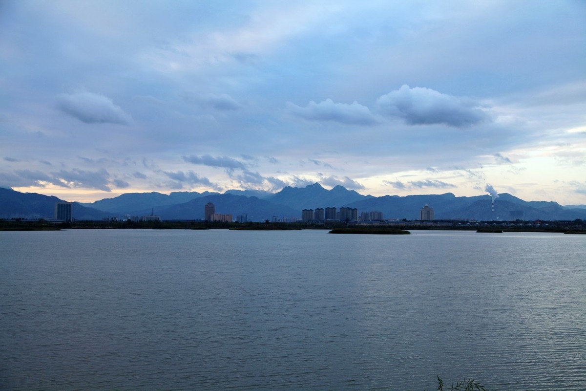 刚才随拍了几张