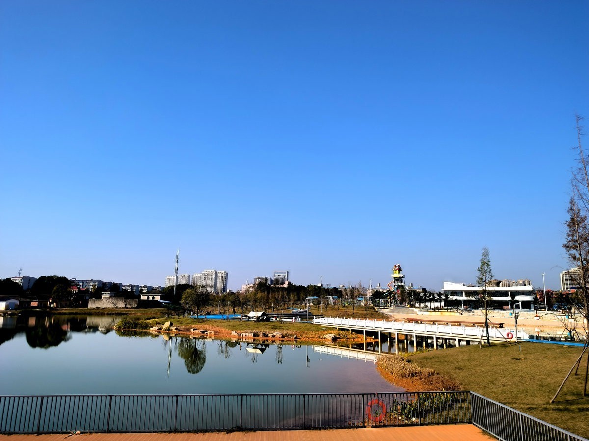 漫步星城 走街串巷（585）东湖公园的冬天