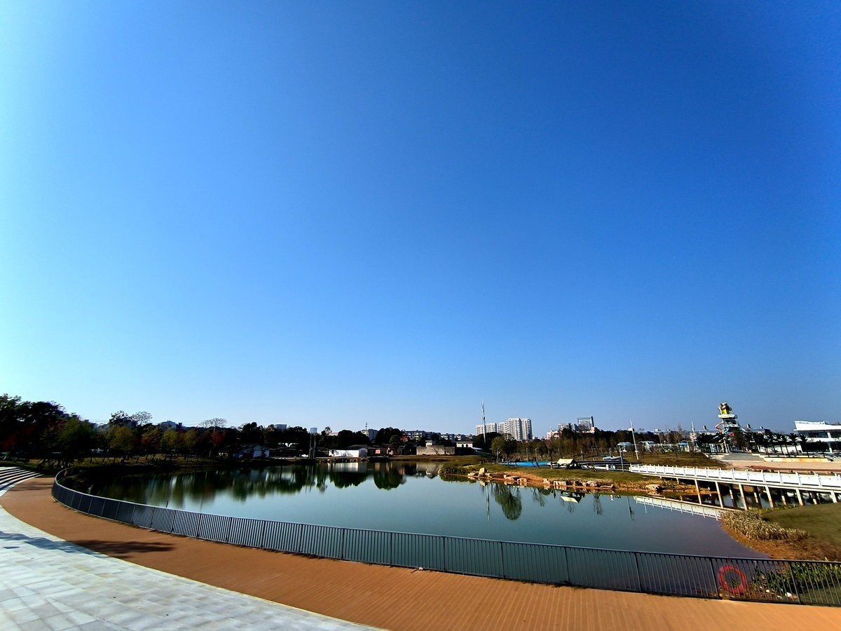 漫步星城 走街串巷（585）东湖公园的冬天