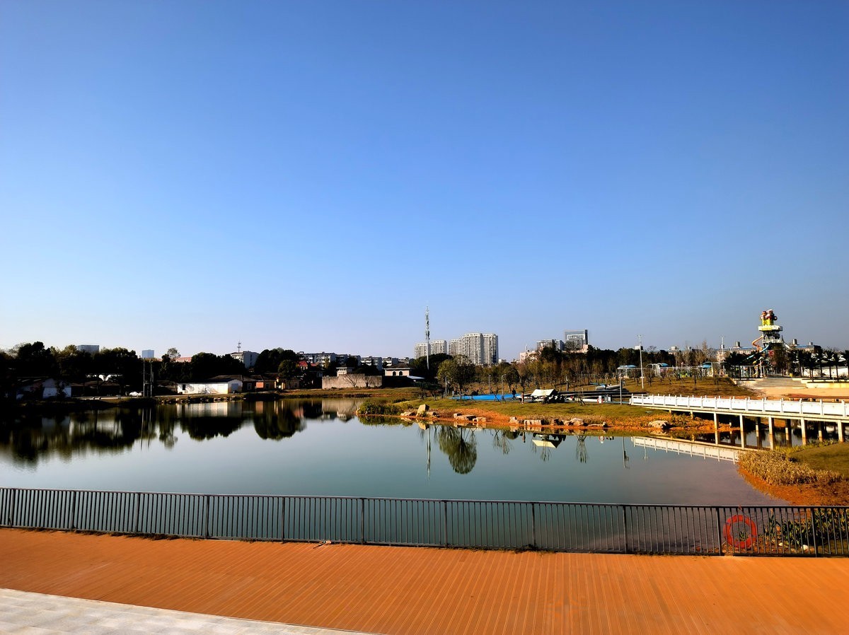 漫步星城 走街串巷（584）冬日里的温暖