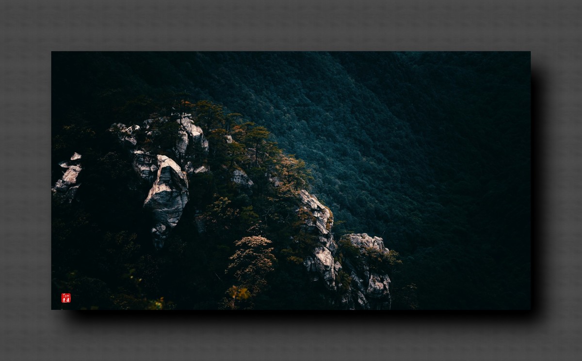 望庐山险峰（19图片）！