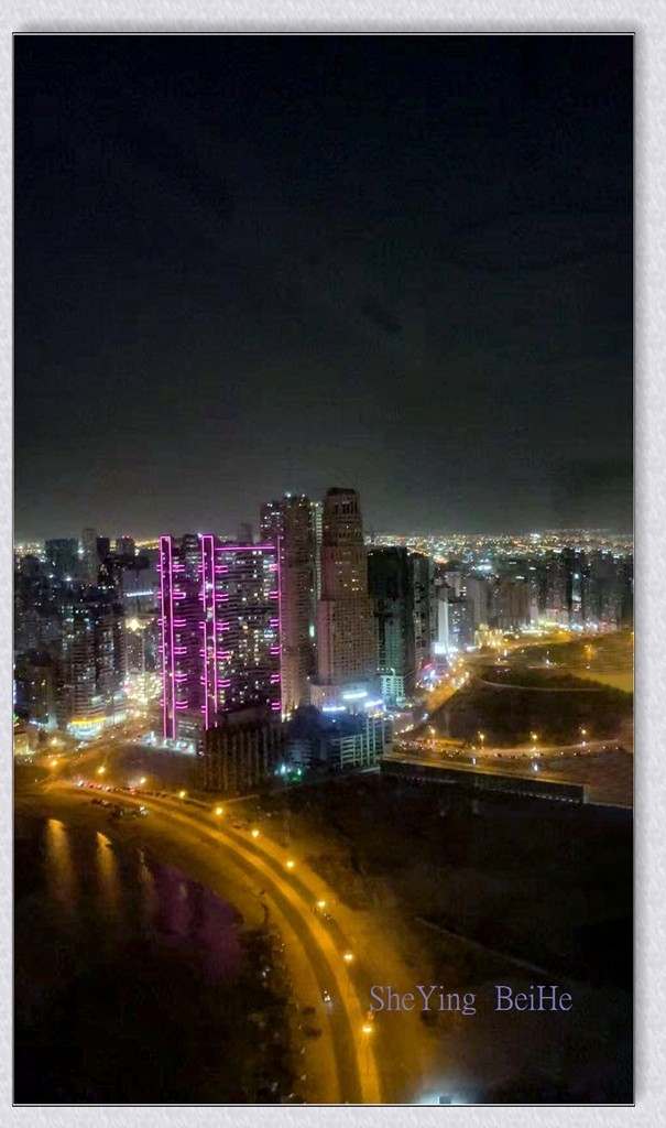 在哈利法塔上看到的-阿联酋之旅