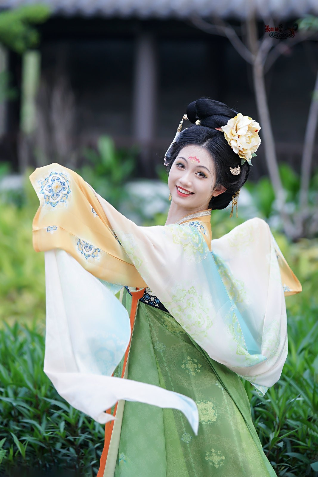 【可爱唐风少女】---小覔