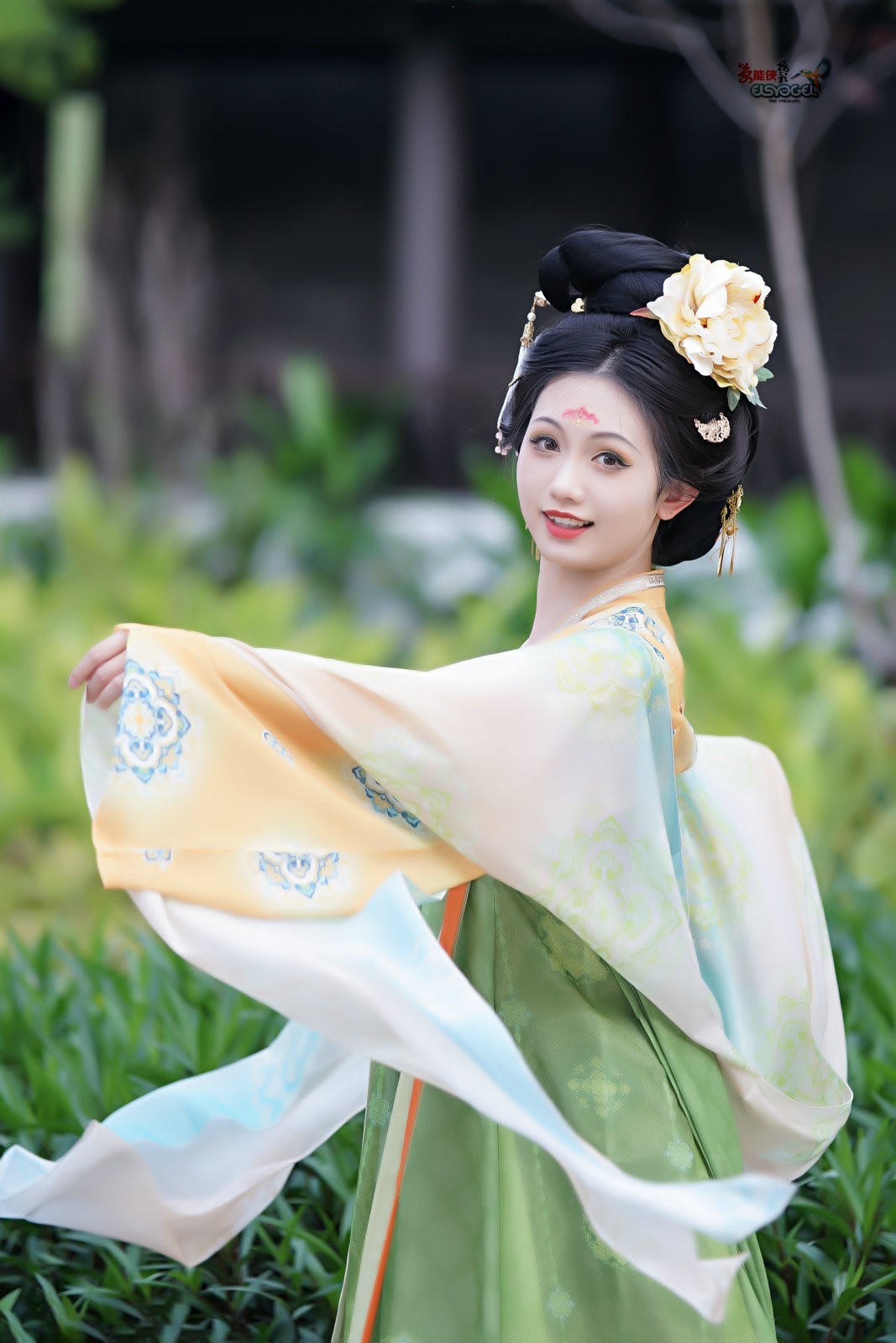 【可爱唐风少女】---小覔