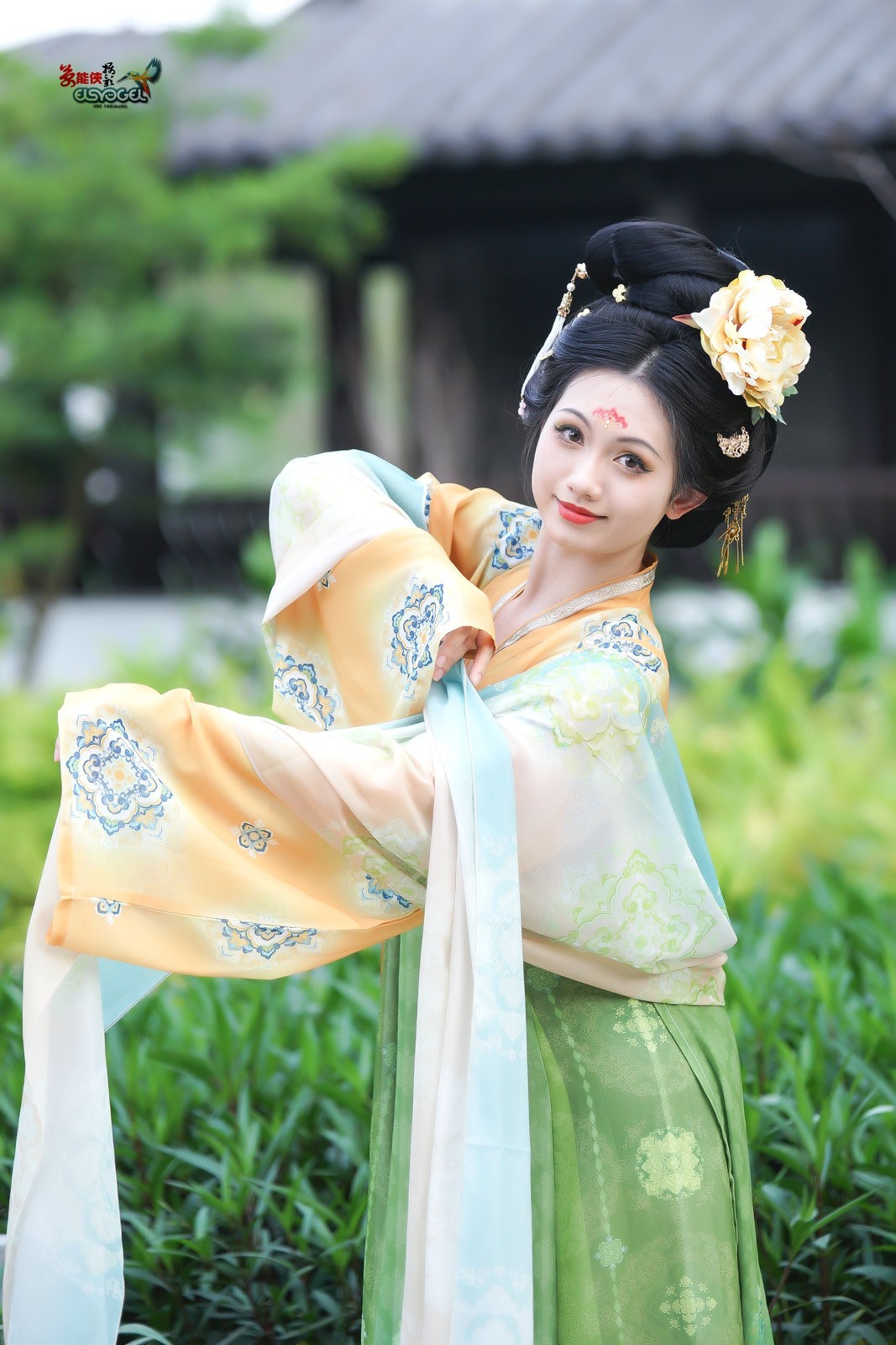 【可爱唐风少女】---小覔