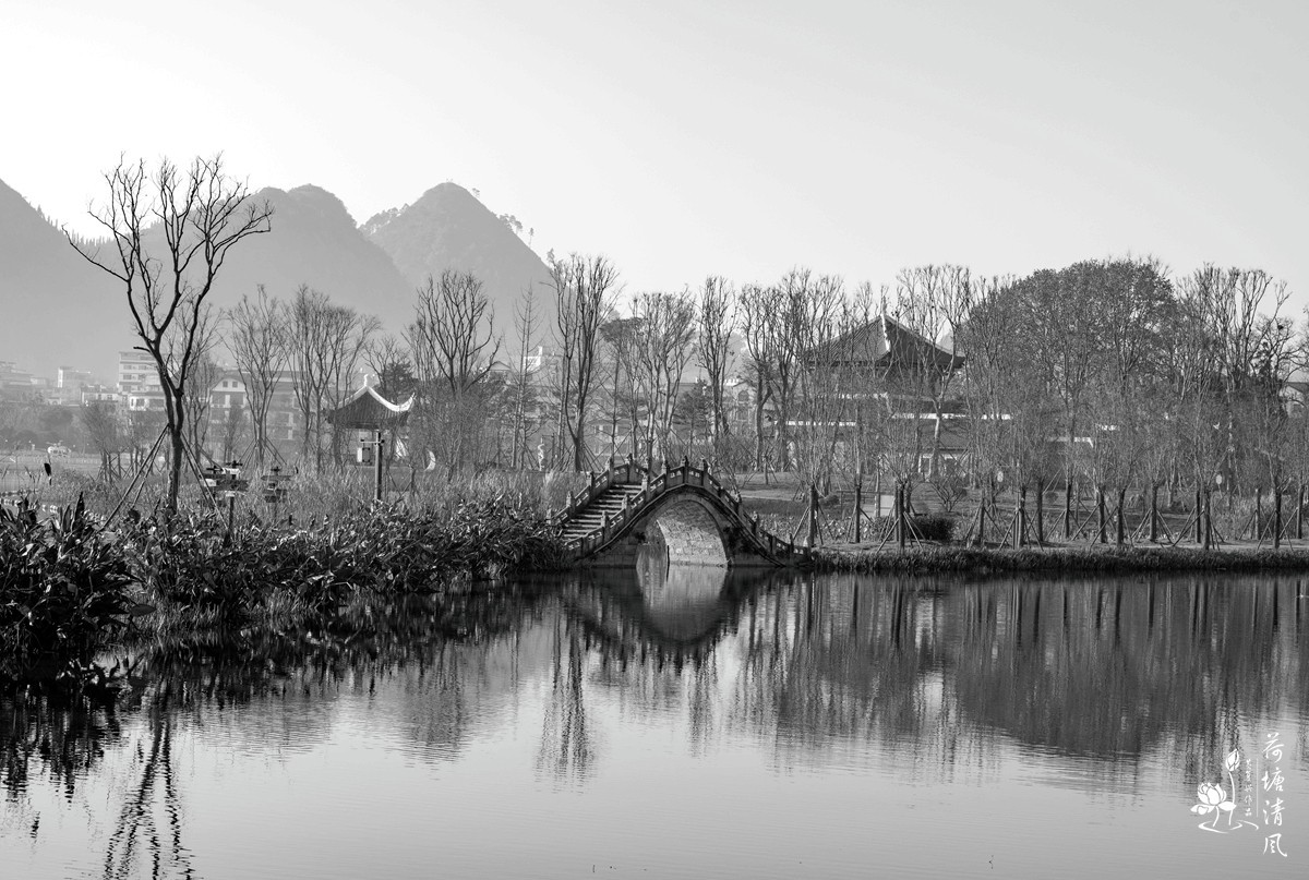 南明故都，香涛故里；加油之城。山水画卷，水墨安龙。