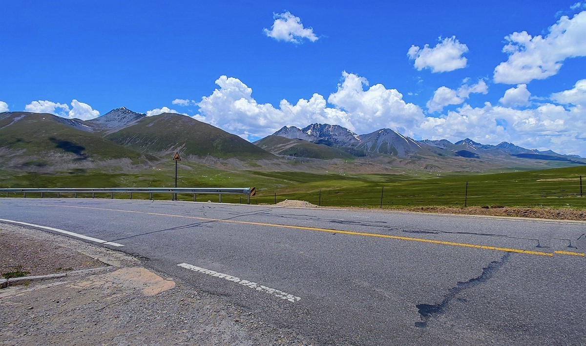 上海～成都～拉萨骑游随拍（89）26日～27日途中视角