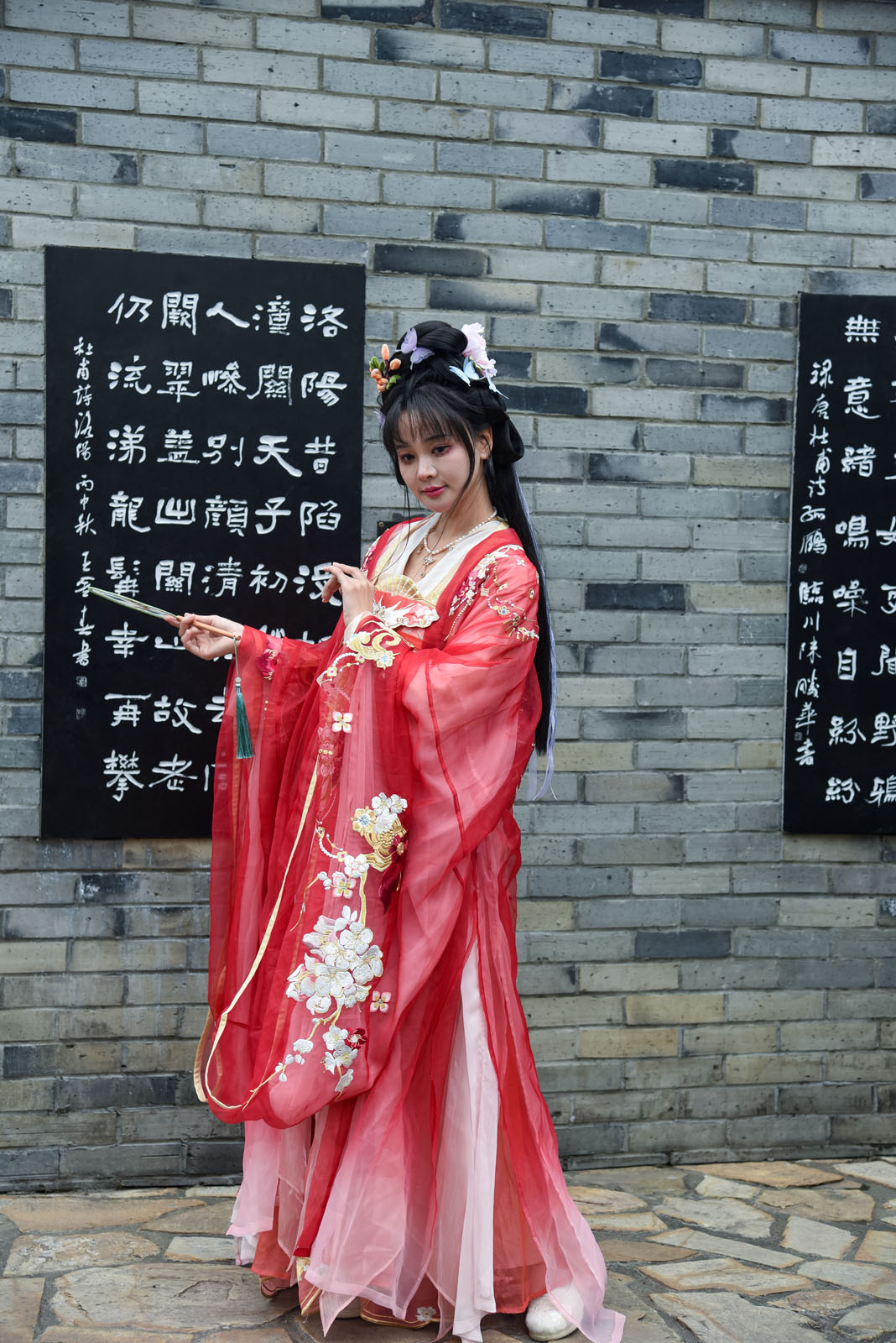 浣花溪诗碑古韵