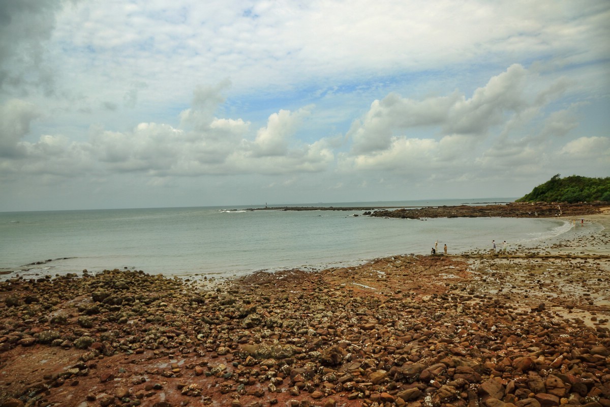 怪石滩风景（广西防城港）
