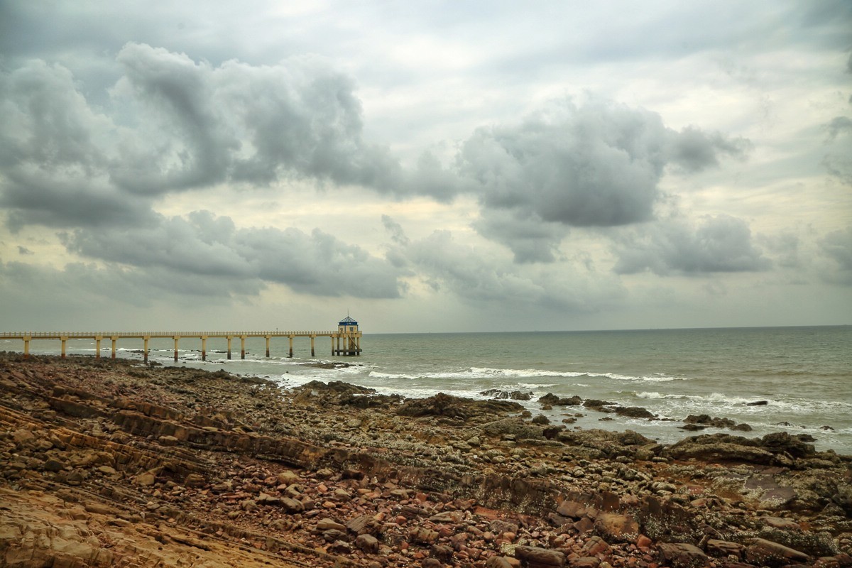 怪石滩风景（广西防城港）