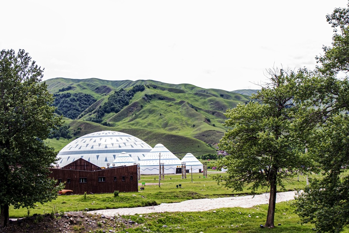 那拉提河谷草原【15】续完