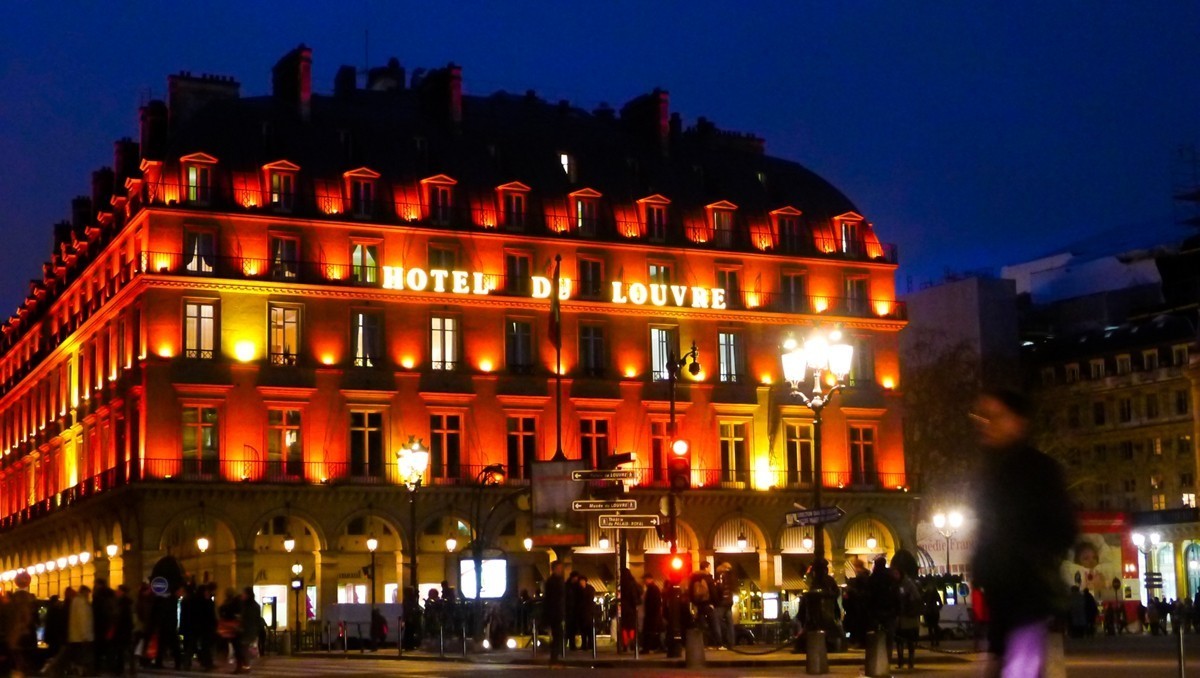 夜摄“歌剧院”（巴黎）