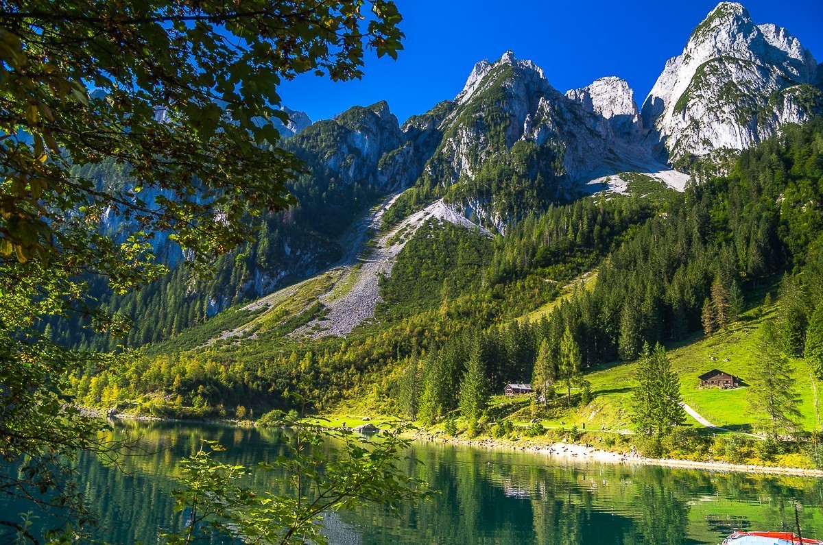 奥地利戈绍湖晨光