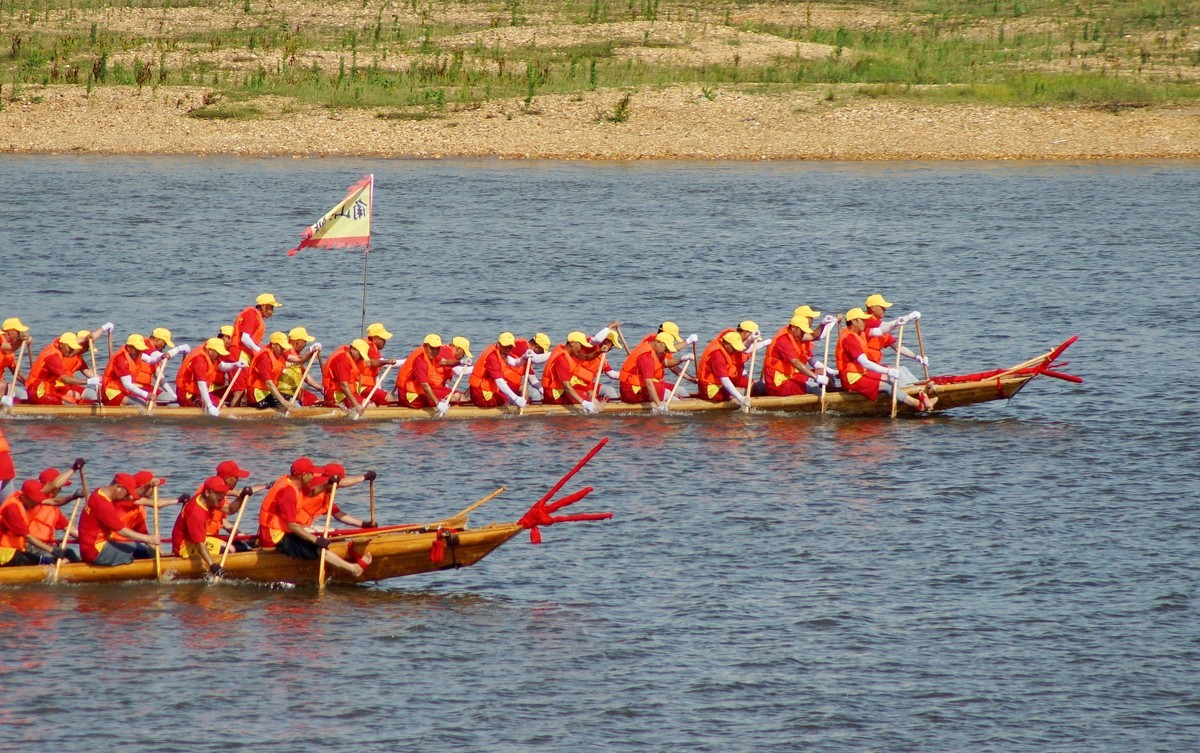 端午节划龙舟……祝大家节日安康！！！