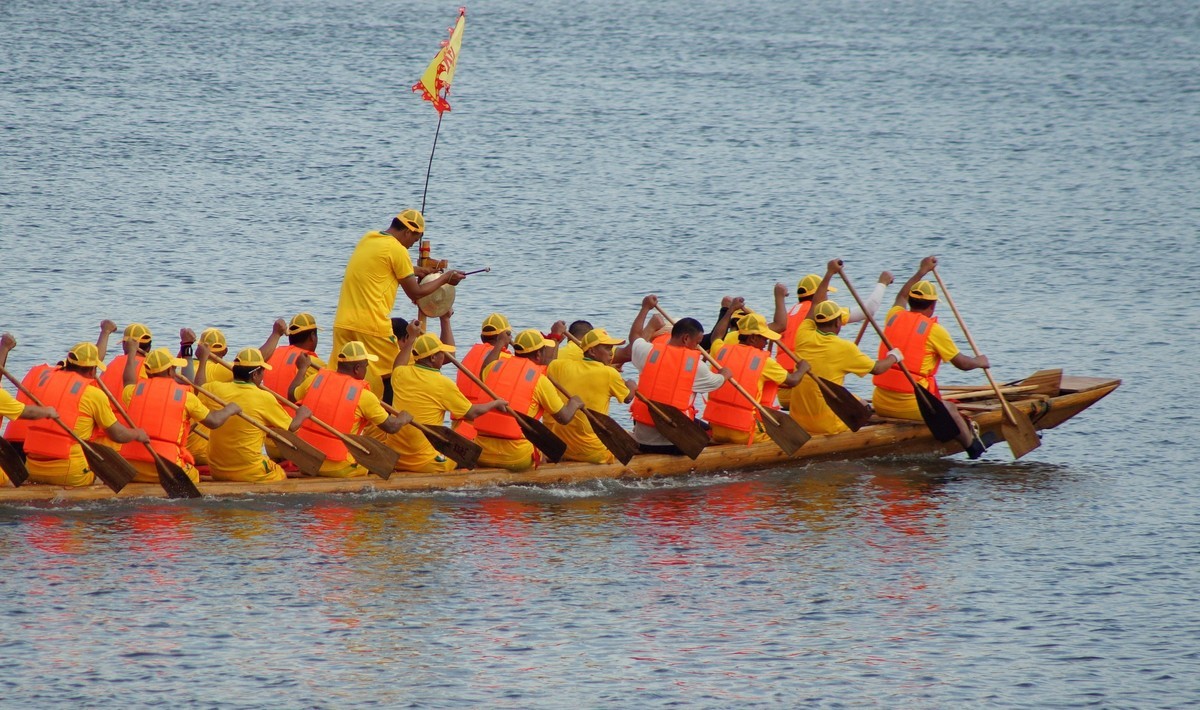 端午节划龙舟……祝大家节日安康！！！