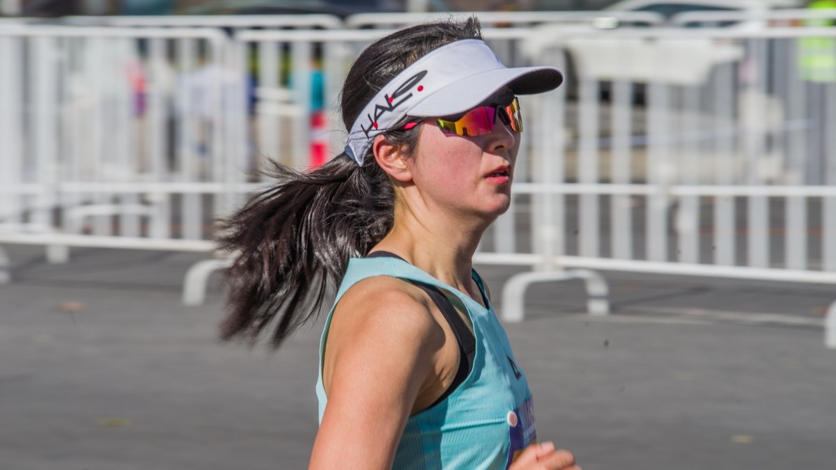 “大连新闻传媒集团”杯第33届大连马拉松赛之八