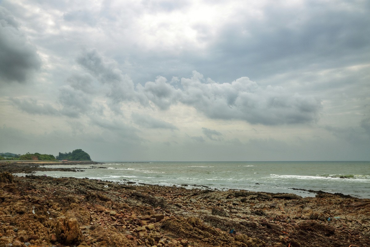 怪石滩风景（广西防城港）